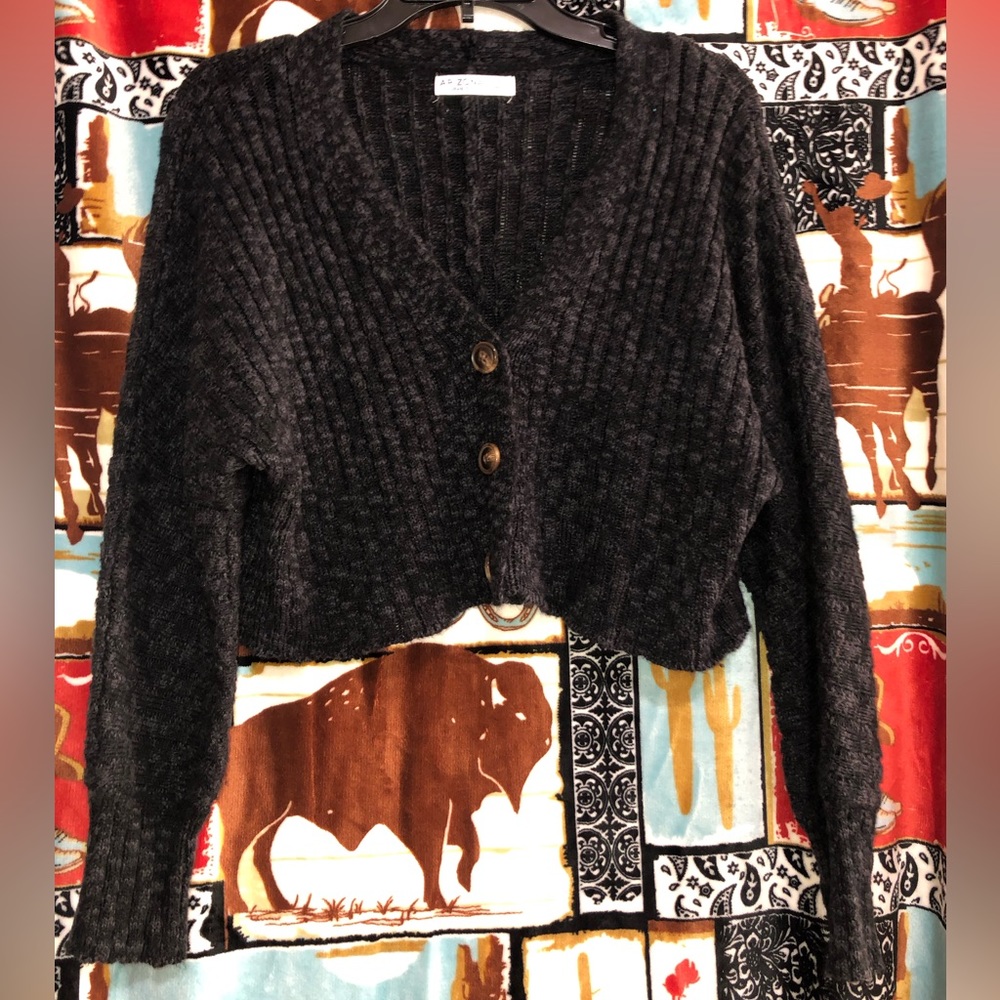 Black knit crop top sweater